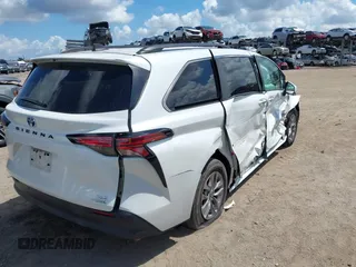 2022 Toyota Sienna XLE с VIN 5TDYRKECXNS074912, выставлен на аукционе IAAI как лот 42266527 с пробегом 59 596 миль миль и . История ставок и продаж доступна на DreamBid. Изображение 4.