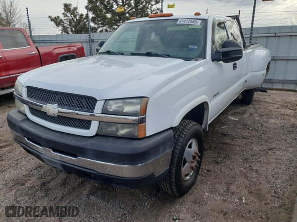 2004 Chevrolet Silverado 3500 with VIN 1GCJC39G84E193598, listed as a Copart auction lot 41412585 with 99,910 mi miles and Salvage Title. Bid and sale history available at carsss.com. Image 1.