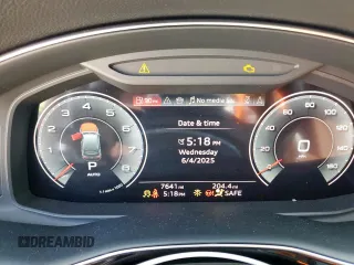 2024 Audi Q7 Premium Plus z VIN WA1LXBF74RD010118, wystawiony jako Copart lot #59724545 z przebiegiem 7 641 mil mil oraz Szkoda całkowita • Salvage title. Historia ofert i sprzedaży dostępna na DreamBid. Obrazek 9.