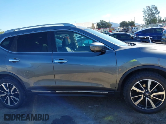 2019 Nissan Rogue SV with VIN 5N1AT2MVXKC793110, listed as a IAAI auction lot 41799912 with 80,745 mi miles. Bid and sale history available at carsss.com. Image 13.