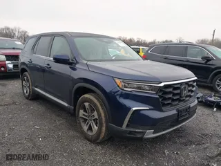 2025 Honda Pilot EX-L with VIN 5FNYG1H41SB073670, listed as a IAAI auction lot 41553289 with 3,660 mi miles. Bid and sale history available at carsss.com. Image 1.
