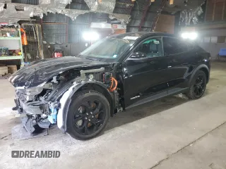 2024 Ford Mustang Mach-E Select z VIN 3FMTK1SU7RMA32849, wystawiony jako Copart lot #54214415 z przebiegiem 755 mil mil oraz Szkoda całkowita • Salvage title. Historia ofert i sprzedaży dostępna na DreamBid. Obrazek 1.