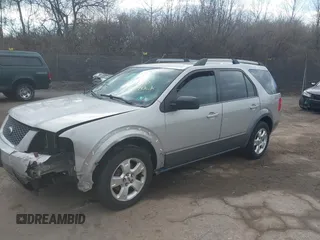 2006 Ford Freestyle SEL with VIN 1FMDK05136GA00325, listed as a IAAI auction lot 41486682 with 201,571 mi miles. Bid and sale history available at carsss.com. Image 2.