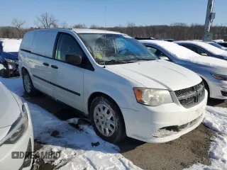 2014 Ram Cargo Van Tradesman with VIN 2C4JRGAG1ER352967, listed as a Copart auction lot 41889575 with 200,857 mi miles and Clean Title. Bid and sale history available at carsss.com. Image 4.