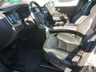 2018 Volvo XC60 Momentum with VIN LYV102RK3JB097333, listed as a Copart auction lot 81130574 with 76,499 mi miles and Salvage Title. Bid and sale history available at carsss.com. Image 7.