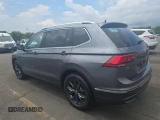 2024 Volkswagen Tiguan SE with VIN 3VV3B7AX6RM103866, listed as a IAAI auction lot 42751181 with 31,978 mi miles and . Bid and sale history available at DreamBid. Image 15.