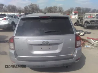 2016 Jeep Compass Latitude with VIN 1C4NJDEBXGD594149, listed as a IAAI auction lot 41523706 with 113,200 mi miles. Bid and sale history available at carsss.com. Image 17.
