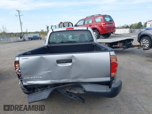 2015 Toyota Tacoma z VIN 5TFUX4EN9FX037511, wystawiony jako IAAI lot #42032253 z przebiegiem 180 516 mil mil oraz . Historia ofert i sprzedaży dostępna na DreamBid. Obrazek 16.