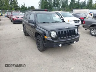 2015 Jeep Patriot Sport z VIN 1C4NJRBB7FD106307, wystawiony jako IAAI lot #42490451 z przebiegiem 139 837 mil mil oraz . Historia ofert i sprzedaży dostępna na DreamBid. Obrazek 1.