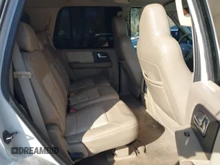 2006 Ford Expedition Eddie Bauer with VIN 1FMFU17596LA38688, listed as a IAAI auction lot 41860672 with 232,689 mi miles. Bid and sale history available at carsss.com. Image 8.