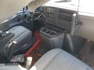 2006 Chevrolet Express Passenger z VIN 1GAHG35U161185182, wystawiony jako Copart lot #51639815 z przebiegiem 88 380 mil mil oraz Szkoda całkowita • Salvage title. Historia ofert i sprzedaży dostępna na DreamBid. Obrazek 8.