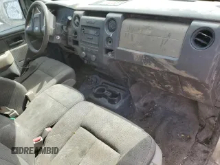 2009 Ford F-150 XL with VIN 1FTRF14W99KB43928, listed as a Copart auction lot 49001195 with 162,097 mi miles and Salvage title. Bid and sale history available at DreamBid. Image 8.