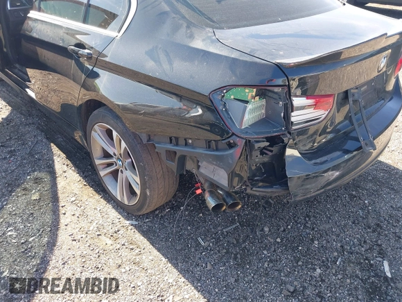 2017 BMW 3 Series 330i xDrive with VIN WBA8D9G31HNU64664, listed as a IAAI auction lot 41654073 with 41,971 mi miles. Bid and sale history available at carsss.com. Image 12.