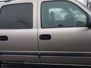 2003 Chevrolet Suburban LT z VIN 3GNFK16Z23G208162, wystawiony jako IAAI lot #41508649 z przebiegiem 329 695 mil mil oraz . Historia ofert i sprzedaży dostępna na DreamBid. Obrazek 12.