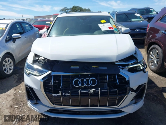 2022 Audi Q3 S line Premium Plus z VIN WA1EECF30N1126400, wystawiony jako IAAI lot #41822175 z przebiegiem 28 850 mil mil oraz . Historia ofert i sprzedaży dostępna na DreamBid. Obrazek 12.