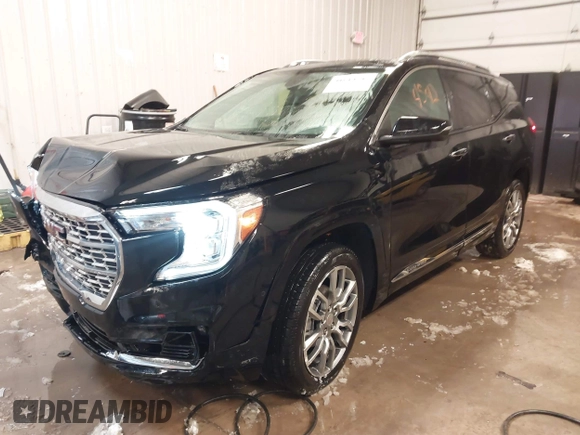 2024 GMC Terrain Denali with VIN 3GKALXEG4RL372651, listed as a IAAI auction lot 41614542 with 14,084 mi miles. Bid and sale history available at carsss.com. Image 2.