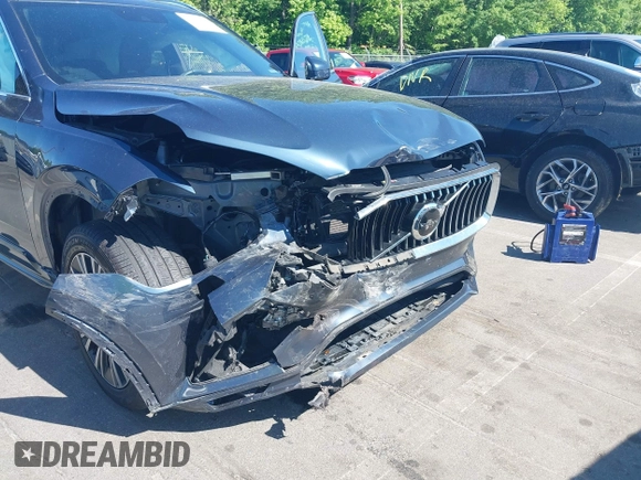 2021 Volvo XC90 Momentum with VIN YV4A22PK1M1764843, listed as a IAAI auction lot 42139864 with 31,644 mi miles and . Bid and sale history available at DreamBid. Image 6.