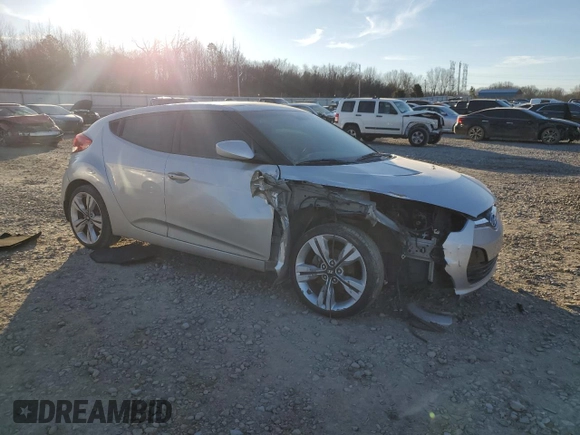2012 Hyundai Veloster w/Gray Int с VIN KMHTC6AD2CU050738, выставлен на аукционе Copart как лот 42136435 с пробегом 151 482 миль миль и Списание • Salvage title. История ставок и продаж доступна на DreamBid. Изображение 4.