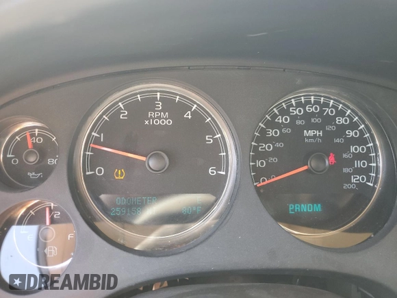 2011 GMC Yukon SLT with VIN 1GKS2CE0XBR361333, listed as a Copart auction lot 73684714 with 259,158 mi miles and Salvage Title. Bid and sale history available at DreamBid. Image 9.