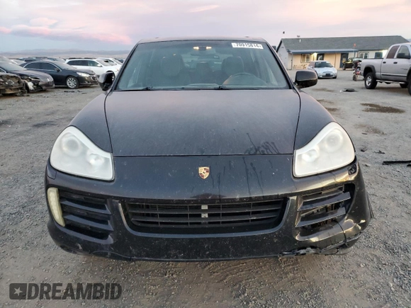 2008 Porsche Cayenne z VIN WP1AB2P48LA50659, wystawiony jako Copart lot #70915814 z przebiegiem 157 374 mil mil oraz Czysty tytuł • Clean title. Historia ofert i sprzedaży dostępna na DreamBid. Obrazek 5.