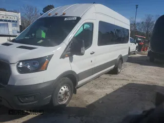 2022 Ford Transit with VIN 1FDVU4XG8NKA61060, listed as a Copart auction lot 86048524 with 33,522 mi miles and Salvage Title. Bid and sale history available at DreamBid. Image 1.
