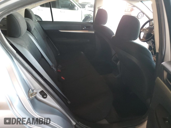 2013 Subaru Legacy Premium z VIN 4S3BMCC60D3010269, wystawiony jako Copart lot #62195655 z przebiegiem 123 265 mil mil oraz Szkoda całkowita • Salvage title. Historia ofert i sprzedaży dostępna na DreamBid. Obrazek 10.