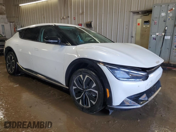 2022 Kia EV6 Wind with VIN KNDC3DLC2N5034114, listed as a Copart auction lot 50015875 with 48,040 mi miles and Salvage Title. Bid and sale history available at DreamBid. Image 4.