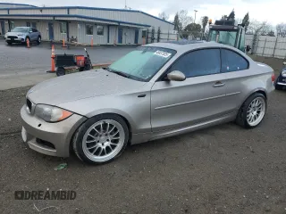 2008 BMW 1 Series 135i with VIN WBAUC73588VF24178, listed as a Copart auction lot 48837925 with 154,462 mi miles and Clean Title. Bid and sale history available at carsss.com. Image 1.