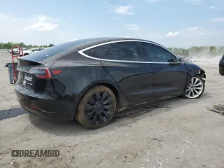 2018 Tesla Model 3 Long Range Battery z VIN 5YJ3E1EBXJF146293, wystawiony jako Copart lot #55349015 z przebiegiem 91 808 mil mil oraz Szkoda całkowita • Salvage title. Historia ofert i sprzedaży dostępna na DreamBid. Obrazek 3.