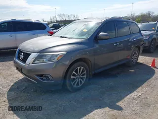 2015 Nissan Pathfinder S with VIN 5N1AR2MN7FC633528, listed as a IAAI auction lot 41905726 with 159,525 mi miles and . Bid and sale history available at DreamBid. Image 2.