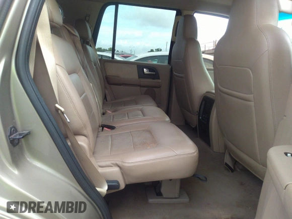 2003 Ford Expedition Special Service with VIN 1FMRU15W33LB74108, listed as a IAAI auction lot 42337025 with 315,691 mi miles and . Bid and sale history available at DreamBid. Image 8.