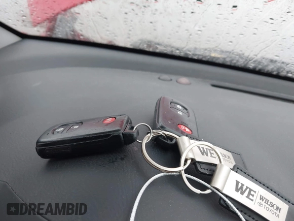 2011 Toyota RAV4 Limited with VIN 2T3DF4DV8BW109205, listed as a IAAI auction lot 41192264 with 159,555 mi miles and . Bid and sale history available at DreamBid. Image 11.