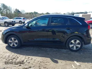 2019 Kia Niro EX with VIN KNDCC3LC5K5339144, listed as a IAAI auction lot 41408648 with 64,889 mi miles. Bid and sale history available at carsss.com. Image 14.