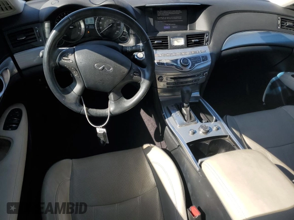 2018 Infiniti Q70 Luxe with VIN JN1BY1PP6JM330507, listed as a Copart auction lot 46118465 with 38,626 mi miles and Salvage title. Bid and sale history available at DreamBid. Image 8.