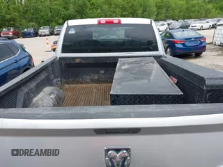 2015 Ram 2500 Tradesman с VIN 3C6UR5CL6FG527773, выставлен на аукционе IAAI как лот 42144668 с пробегом 202 758 миль миль и . История ставок и продаж доступна на DreamBid. Изображение 17.
