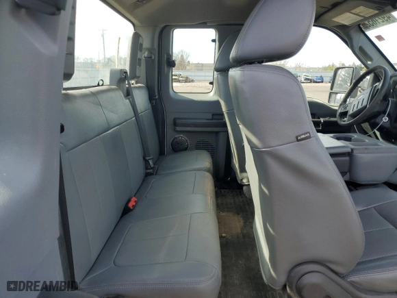 2015 Ford Super Duty F-250 SRW XLT with VIN 1FT7X2B65FED45334, listed as a Copart auction lot 49216525 with 182,864 mi miles and Salvage Title. Bid and sale history available at carsss.com. Image 10.