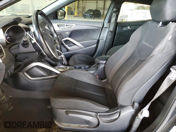 2017 Hyundai Veloster Value Edition with VIN KMHTC6AD3HU324505, listed as a Copart auction lot 50667195 with 92,050 mi miles and Clean Title. Bid and sale history available at carsss.com. Image 7.