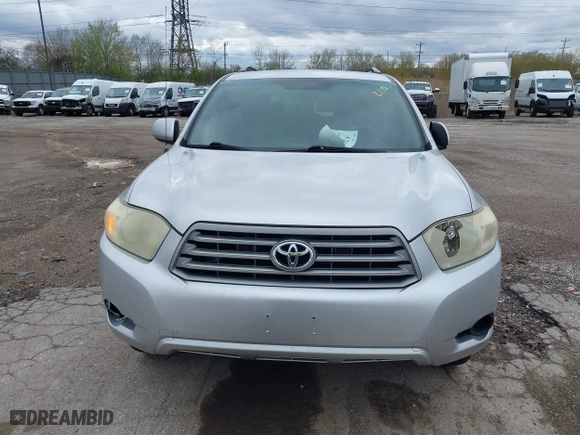 2009 Toyota Highlander with VIN JTEDS41A792092585, listed as a IAAI auction lot 42092110 with 266,217 mi miles. Bid and sale history available at carsss.com. Image 12.