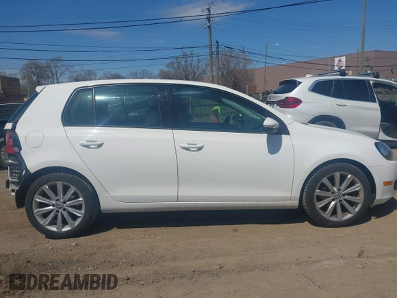 2013 Volkswagen Golf TDI с VIN WVWDM7AJ6DW123617, выставлен на аукционе IAAI как лот 42103993 с пробегом 117 878 миль миль и . История ставок и продаж доступна на DreamBid. Изображение 13.