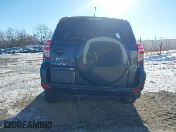 2010 Toyota RAV4 Ltd with VIN 2T3DK4DV8AW020311, listed as a IAAI auction lot 41397127 with 233,322 mi miles. Bid and sale history available at carsss.com. Image 16.