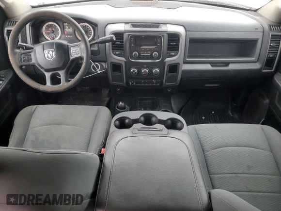 2017 Ram 2500 Tradesman z VIN 3C6UR5HJ3HG537915, wystawiony jako Copart lot #80660304 z przebiegiem 189 498 mil mil oraz Szkoda całkowita • Salvage title. Historia ofert i sprzedaży dostępna na DreamBid. Obrazek 8.