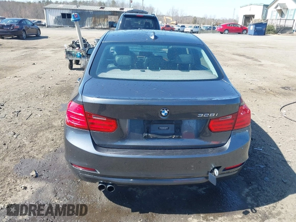 2013 BMW 3 Series 328i with VIN WBA3A5C57DF355908, listed as a IAAI auction lot 41740181 with 81,283 mi miles. Bid and sale history available at carsss.com. Image 16.