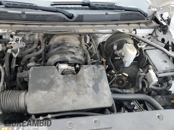 2018 Chevrolet Silverado 1500 LT with VIN 1GCRCREH3JZ172960, listed as a Copart auction lot 45530455 with 121,588 mi miles and Salvage Title. Bid and sale history available at DreamBid. Image 11.