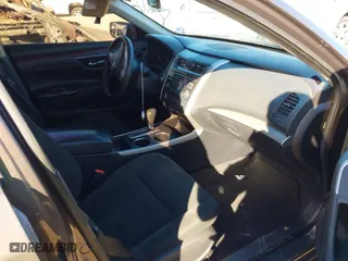 2015 Nissan Altima 2.5 S with VIN 1N4AL3APXFC442757, listed as a IAAI auction lot 41133480 with 154,731 mi miles. Bid and sale history available at carsss.com. Image 5.