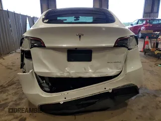 2022 Tesla Model Y Long Range z VIN 7SAYGDEEXNA012904, wystawiony jako Copart lot #57492865 z przebiegiem 31 294 mil mil oraz Szkody całkowita. Historia ofert i sprzedaży dostępna na DreamBid. Obrazek 6.