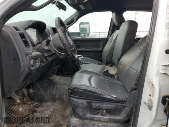 2022 Ram 3500 Tradesman z VIN 3C7WRTCLXNG312145, wystawiony jako Copart lot #43987335 z przebiegiem 85 456 mil mil oraz Szkoda całkowita • Salvage title. Historia ofert i sprzedaży dostępna na DreamBid. Obrazek 7.