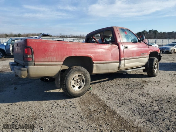 1994 Dodge Ram 1500 with VIN 1B7HF16Z0RS697328, listed as a Copart auction lot 89062395 with 147,761 mi miles and Salvage Title. Bid and sale history available at carsss.com. Image 3.