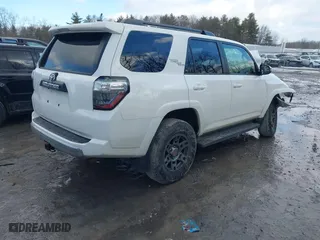 2019 Toyota 4Runner SR5 with VIN JTEBU5JR2K5647749, listed as a IAAI auction lot 41669287 with 120,772 mi miles. Bid and sale history available at carsss.com. Image 4.