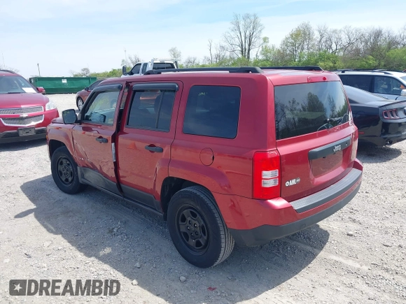2014 Jeep Patriot Sport with VIN 1C4NJPBA7ED798319, listed as a IAAI auction lot 42092695 with 114,468 mi miles. Bid and sale history available at carsss.com. Image 3.