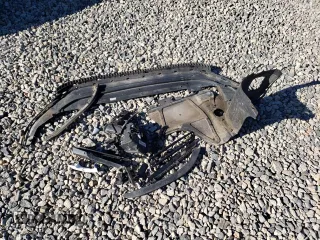 2016 Volkswagen GTI SE z VIN 3VW4T7AU2GM032391, wystawiony jako Copart lot #54370045 z przebiegiem 143 990 mil mil oraz Szkoda całkowita • Salvage title. Historia ofert i sprzedaży dostępna na DreamBid. Obrazek 13.